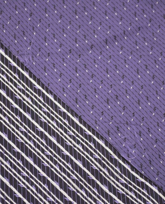 Ткань Жаккард 0097 цвет фиолетовый анималистический картинка 1
